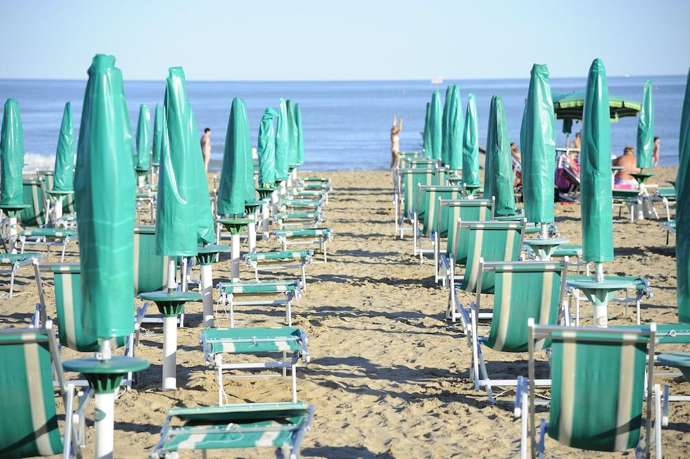 Hotel Jadran Lido di Jesolo Exterior photo